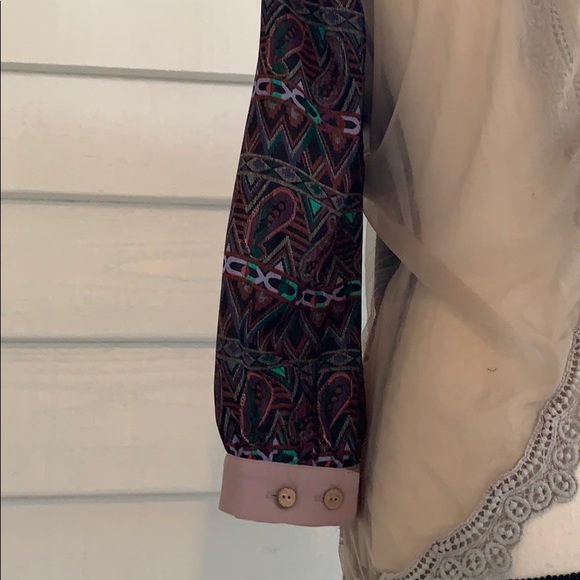 BKE Blouse - Picture 3 of 5